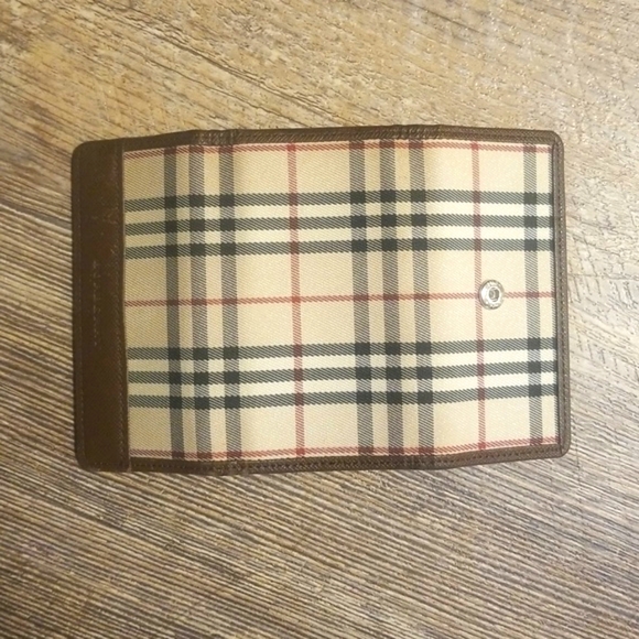 BURBERRY Nova Check 5 Ring Key holder Brown Leather EXCELLENT Condition Snappy - Picture 4 of 16